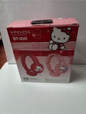 Hello Kitty Wireless BT-100 On-Ear Headphones - Red